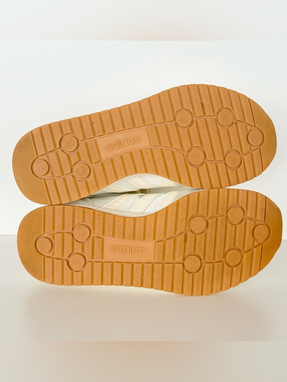 adidas Women's White Cream Sneakers with Gum Sole - Picture 4 of 5